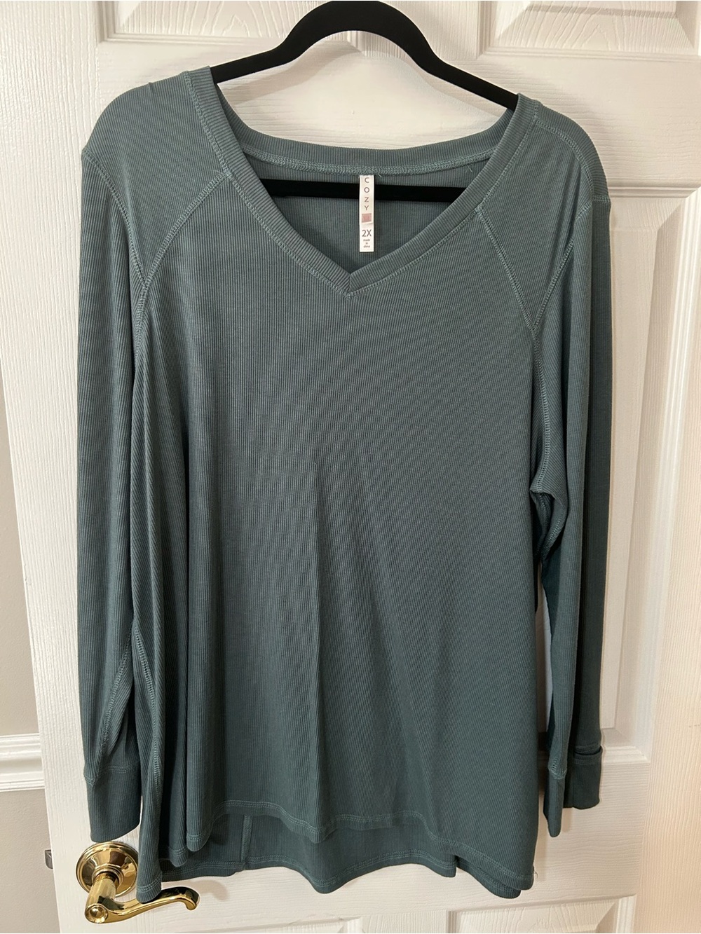 LuLaRoe 2X Cozy V-Neck Long Sleeve Top - Slate Green